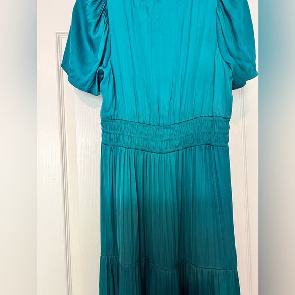 Anthropologie Somerset Dress NWT Turquoise Satiny Incredibly Flattering Size M! - Picture 15 of 17